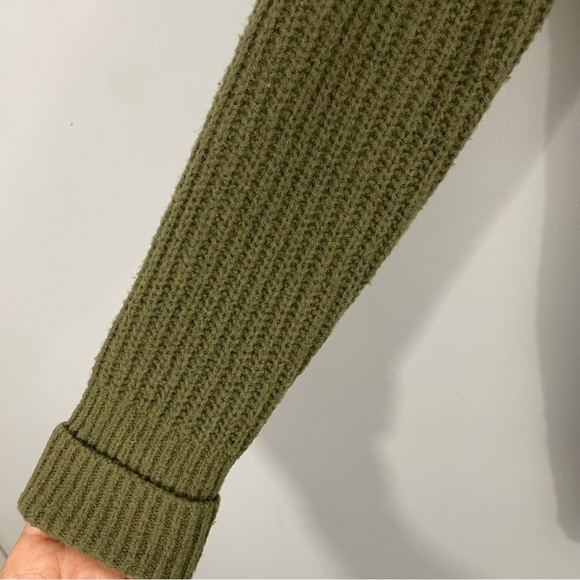 Banana Republic Crossover Turtleneck Sweater Womens S Army Green Merino Wool GUC - Picture 4 of 12